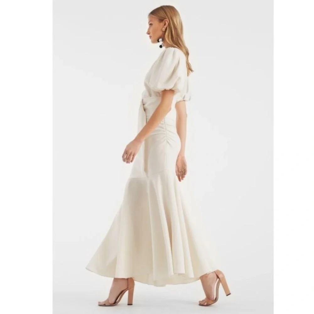 NWT $650 Sachin & Babi Elegant Cream Maxi Dress with Puff Sleeves size 8 - Picture 2 of 4